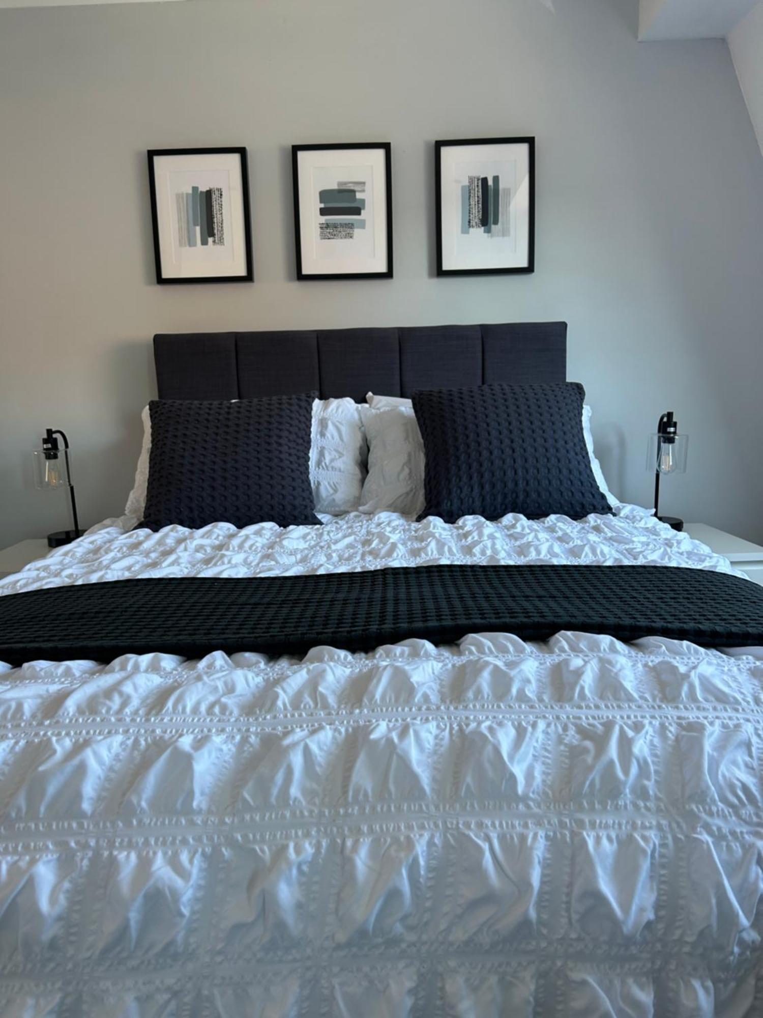 3 Bedroom - 2 Bathroom Townhouse In Corstorphine Near Murrayfield Stadium - Direct Bus To Edinburgh City Centre In 20 Minutes - Two Private Parking Spaces - Private Sunny Garden - Recently Refurbished Exteriér fotografie